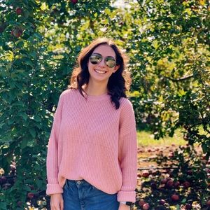 Meet your Posher, Carly